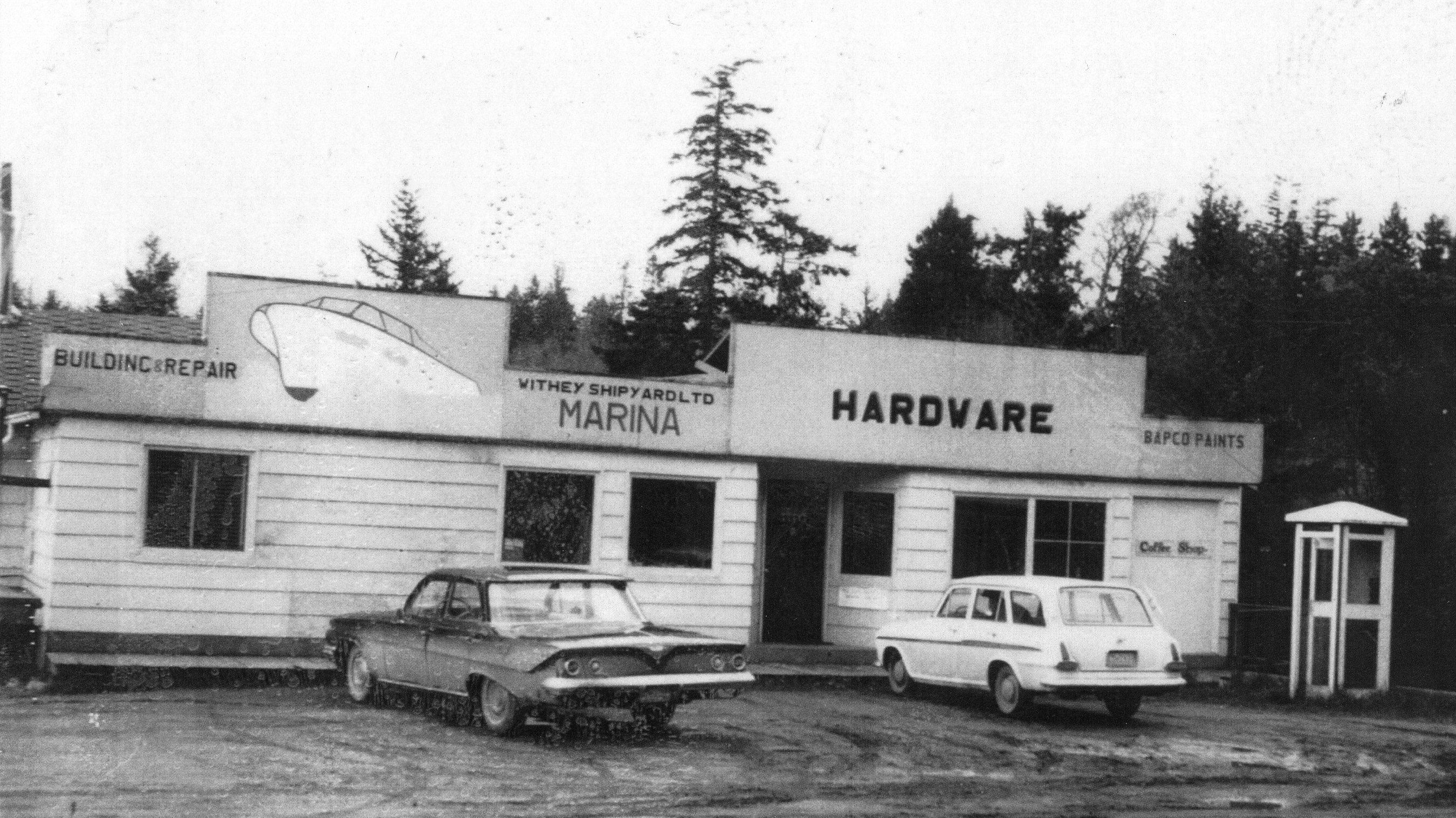 Chandlery, office & caf�